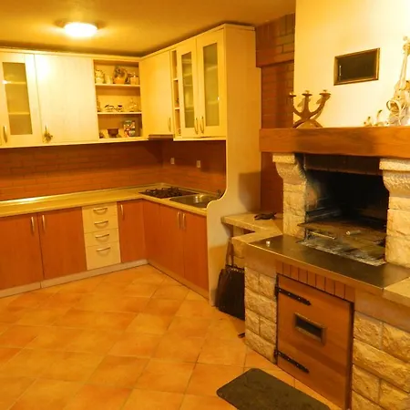 Weekend House Дом отдыха *