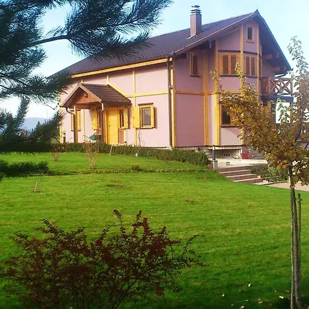 Weekend House Дом отдыха