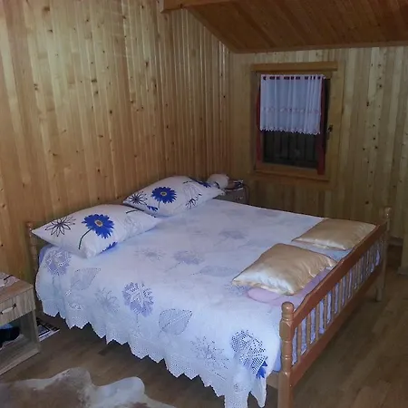Weekend House Дом отдыха *