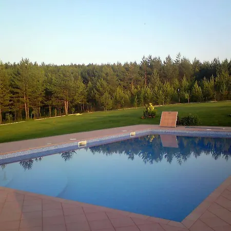 Дом отдыха Weekend House *