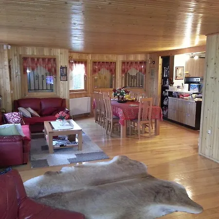 Weekend House Ливно