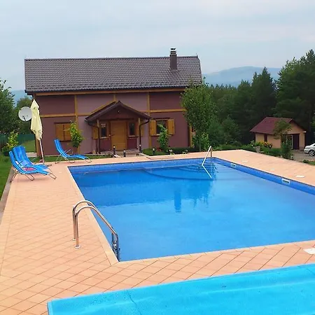Дом отдыха Weekend House