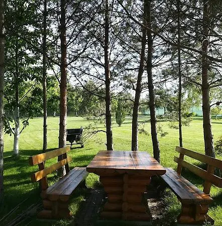 Дом отдыха Weekend House
