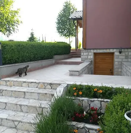 Weekend House