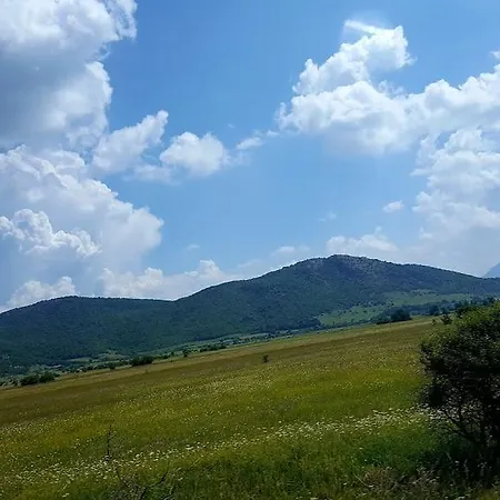 Weekend House Дом отдыха *